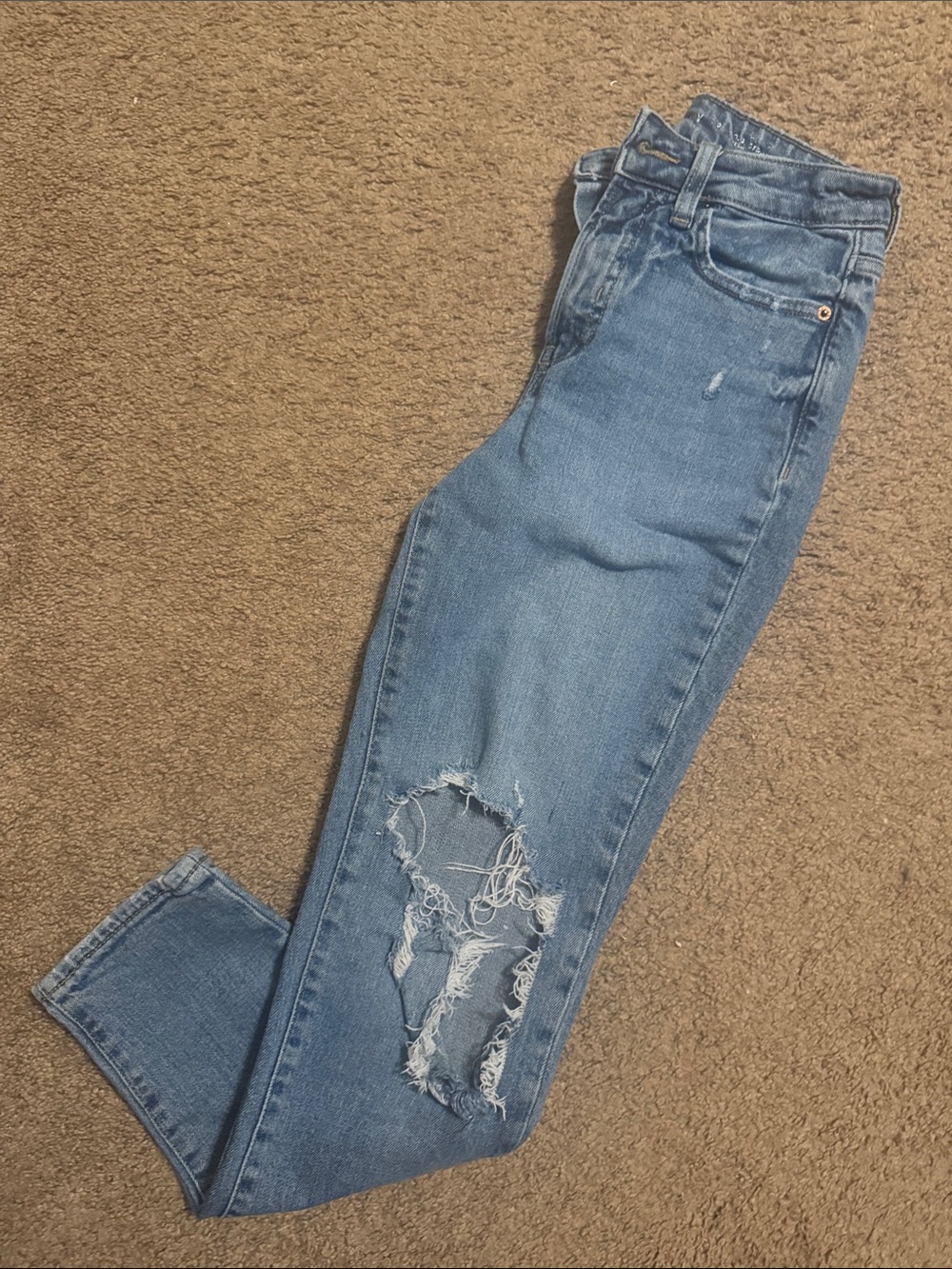 Old Navy O.G. Distressed Skinny Jeans